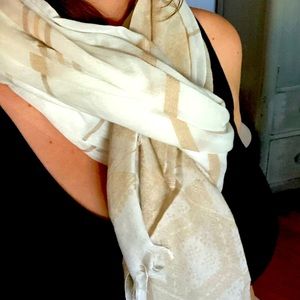 Large Light Weight Scarf